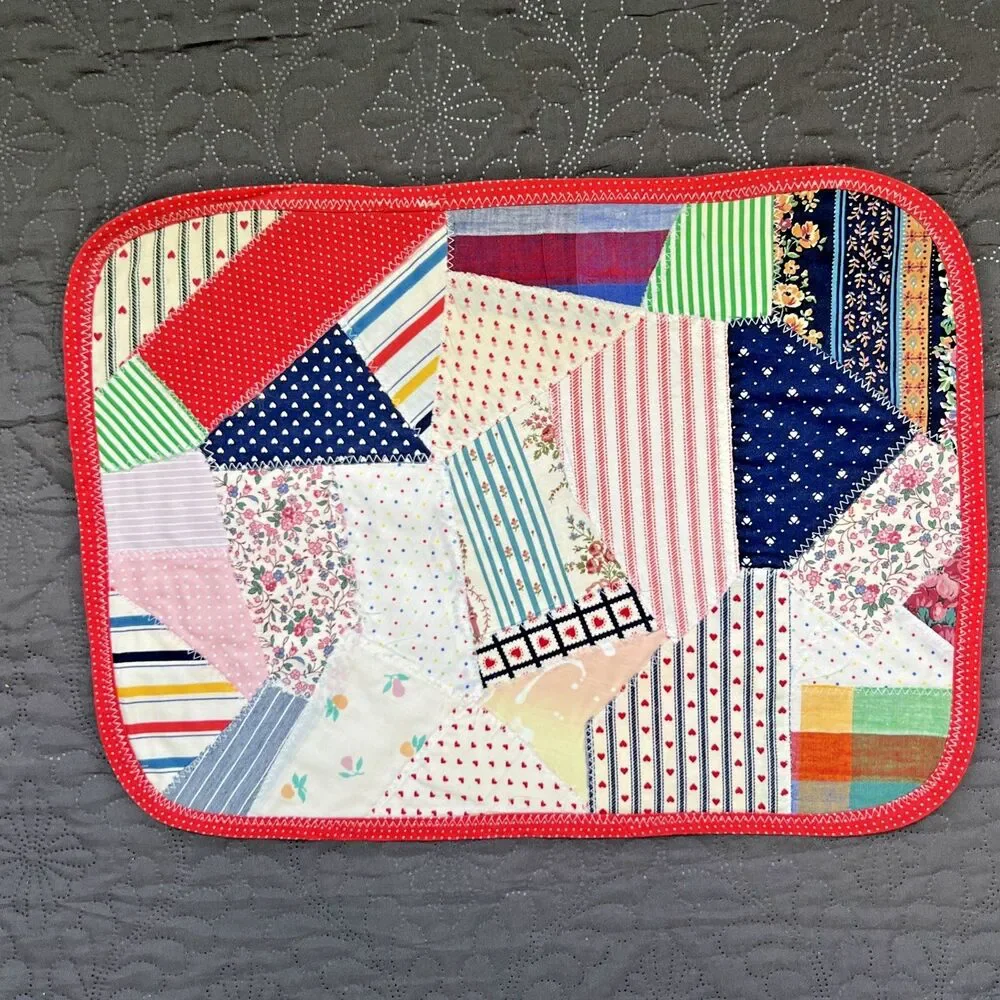 VTG Crazy Quilt Pattern Patchwork Handmade Reversible Cloth Placemats 16x11” 4pc